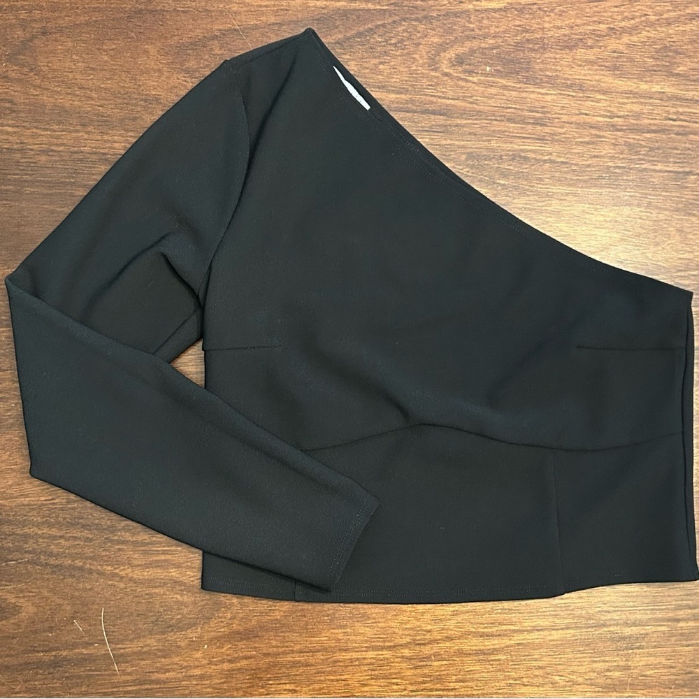 Abercrombie & Fitch Black One-Shoulder Crop Top
